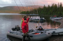 Ловля рыбы спиннингом в троллинг с моторной лодки на больших реках