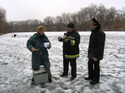 В Cумах зимним рыболовам напомнили о мерах безопасности на льду